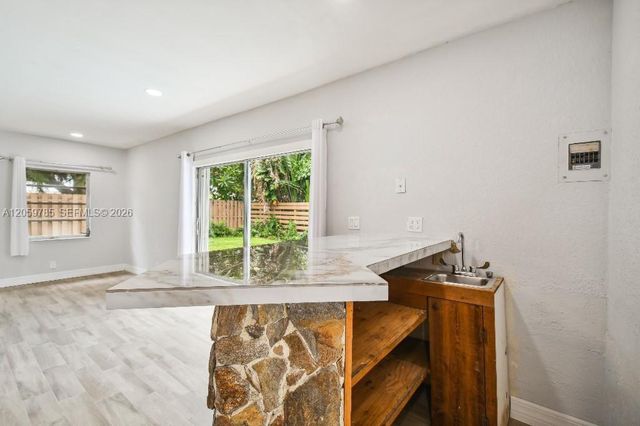 200 SW 16 Street, Pompano Beach, FL 33060