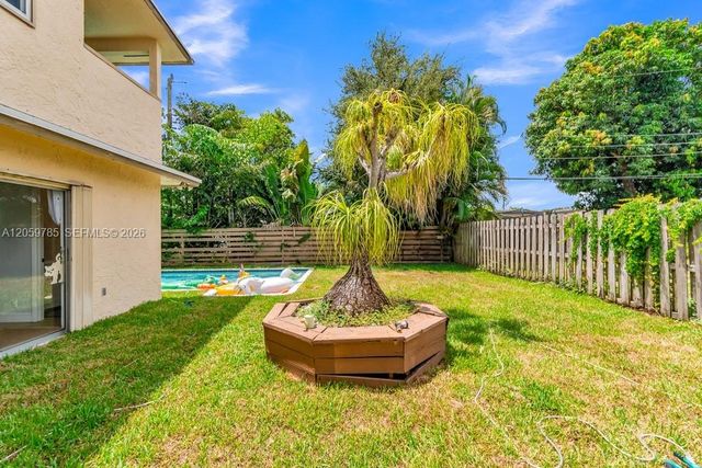 200 SW 16 Street, Pompano Beach, FL 33060