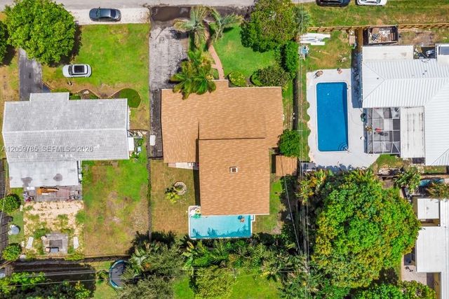 200 SW 16 Street, Pompano Beach, FL 33060