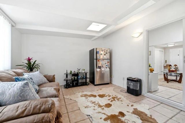 3655 Vista Campana North 9, Oceanside, CA 92057