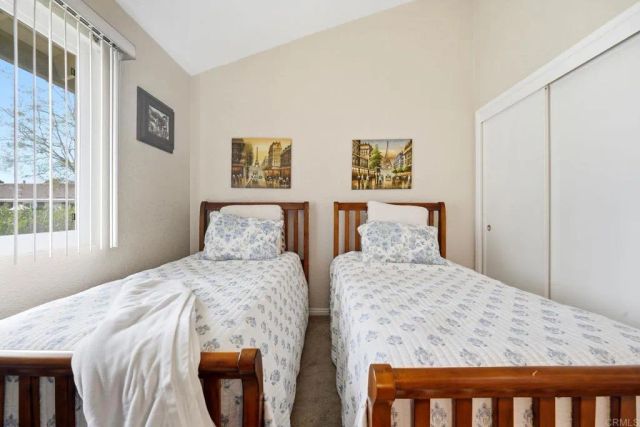 3655 Vista Campana North 9, Oceanside, CA 92057