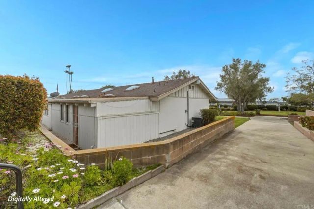 3655 Vista Campana North 9, Oceanside, CA 92057