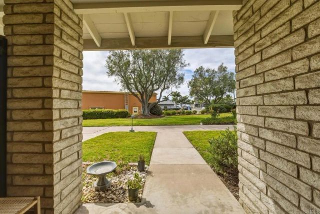 3655 Vista Campana North 9, Oceanside, CA 92057