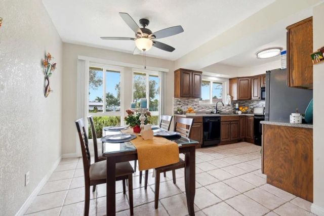 3655 Vista Campana North 9, Oceanside, CA 92057