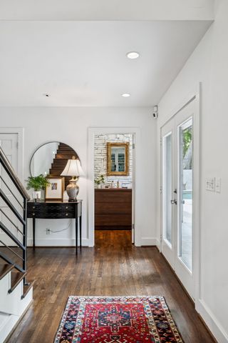 915 Overton Lea Rd, Nashville, TN 37220