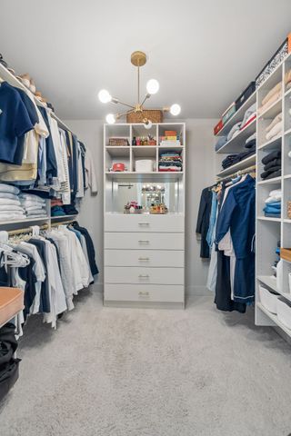 915 Overton Lea Rd, Nashville, TN 37220
