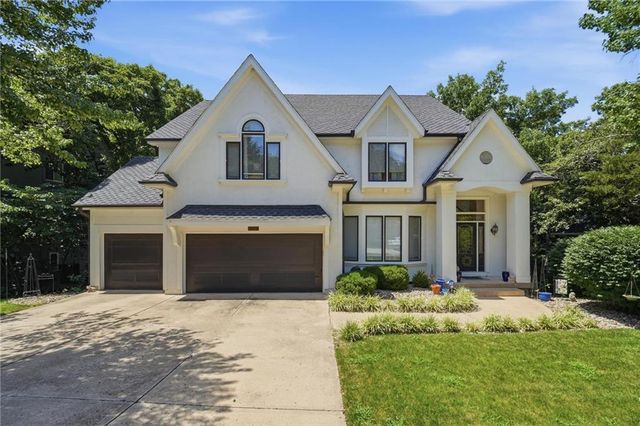 10340 S Hollis Lane, Olathe, KS 66061