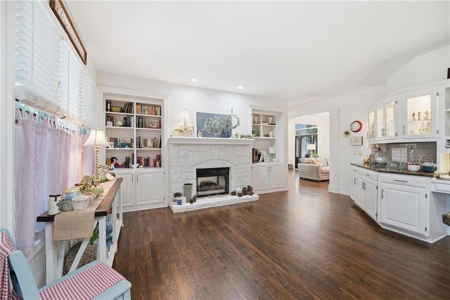 10340 S Hollis Lane, Olathe, KS 66061