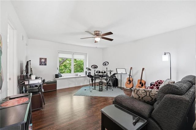 10340 S Hollis Lane, Olathe, KS 66061
