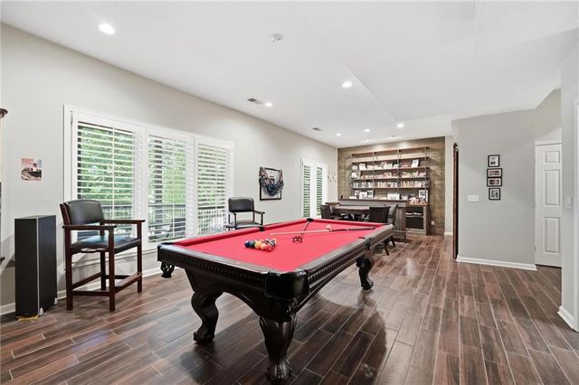 10340 S Hollis Lane, Olathe, KS 66061