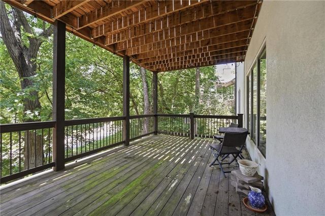 10340 S Hollis Lane, Olathe, KS 66061