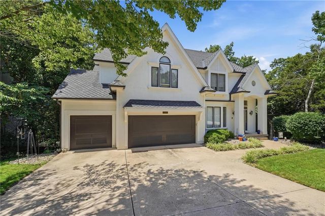 10340 S Hollis Lane, Olathe, KS 66061
