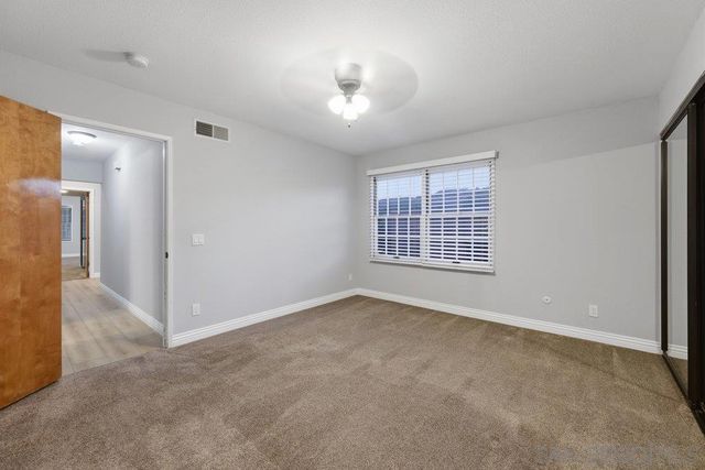 8635 Circle R Valley Ln, Escondido, CA 92026