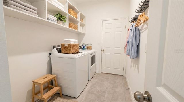 693 CROWN ROSE DRIVE, Eagle Lake, FL 33839