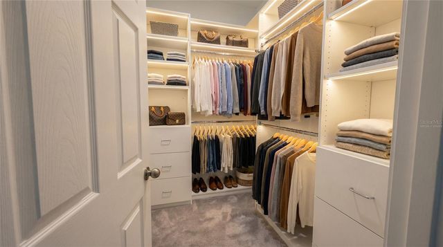 693 CROWN ROSE DRIVE, Eagle Lake, FL 33839