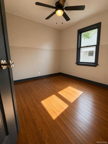 741 Freeman Avenue, Flint, MI 48507