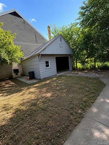 741 Freeman Avenue, Flint, MI 48507