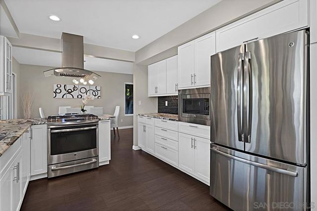 6210 Hannon Court, San Diego, CA 92117