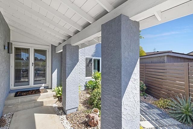 6210 Hannon Court, San Diego, CA 92117