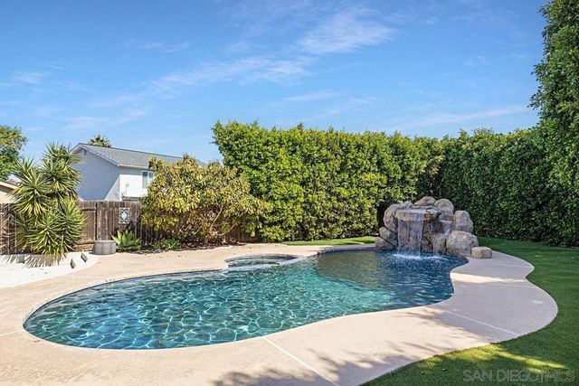 6210 Hannon Court, San Diego, CA 92117