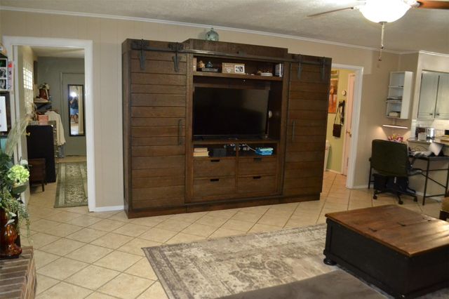 610 E X Street, Deer Park, TX 77536