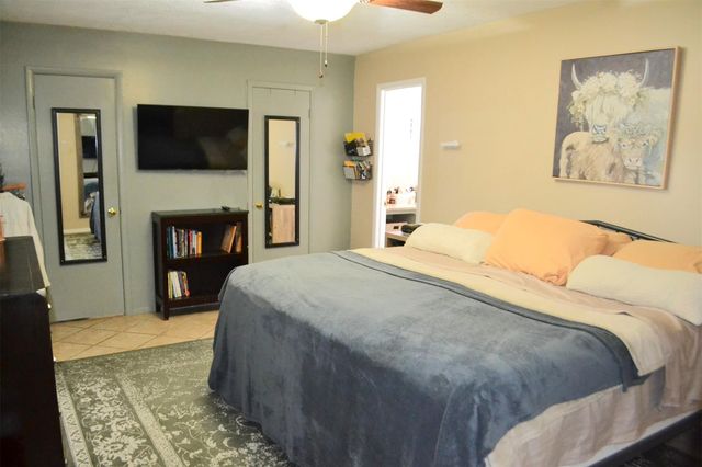 610 E X Street, Deer Park, TX 77536