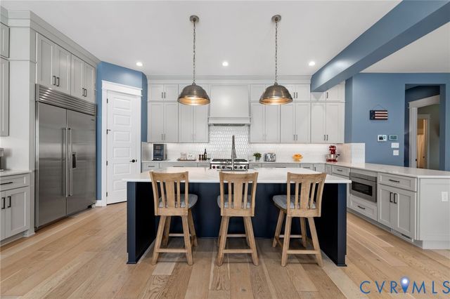 17336 Otter Dr, Moseley, VA 23120