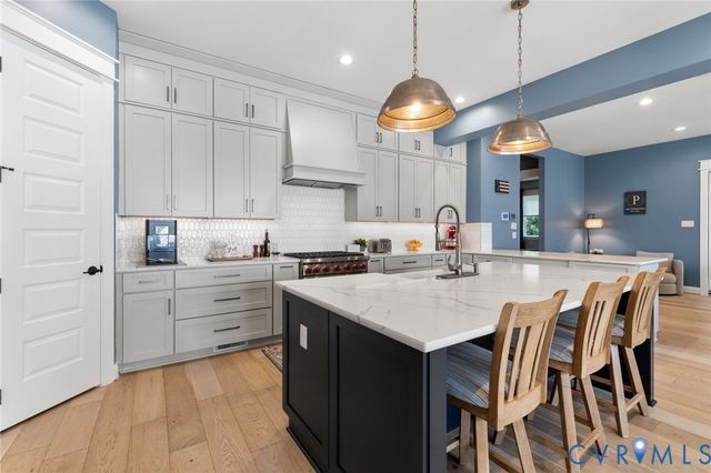 17336 Otter Dr, Moseley, VA 23120
