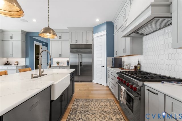 17336 Otter Dr, Moseley, VA 23120