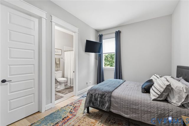 17336 Otter Dr, Moseley, VA 23120