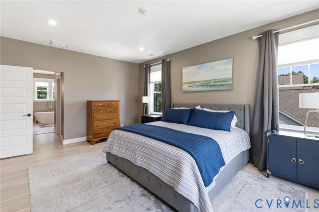 17336 Otter Dr, Moseley, VA 23120
