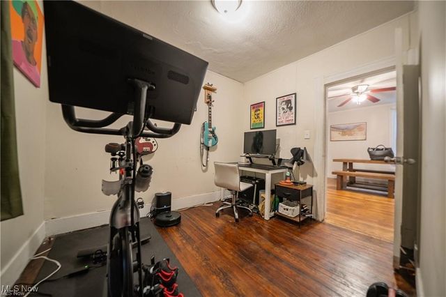 1573 Coutant Avenue, Lakewood, OH 44107