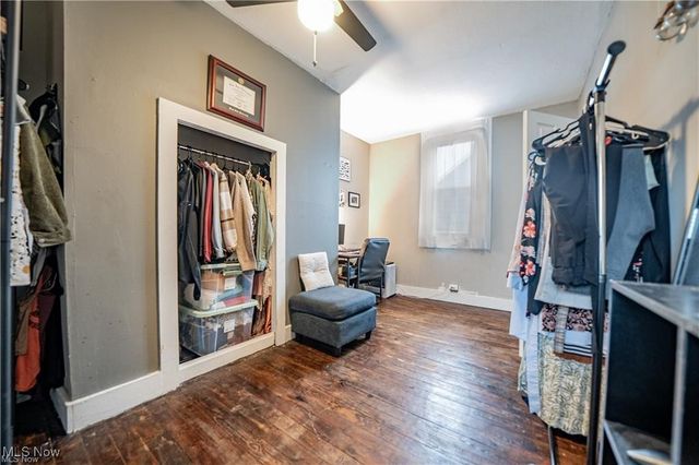 1573 Coutant Avenue, Lakewood, OH 44107