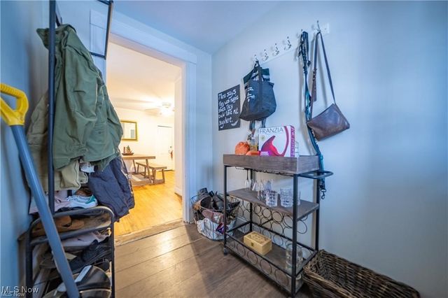 1573 Coutant Avenue, Lakewood, OH 44107