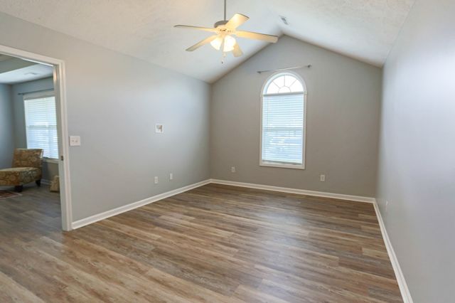 4216 Birch Dr, Murfreesboro, TN 37129