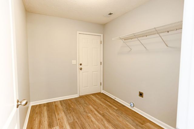 4216 Birch Dr, Murfreesboro, TN 37129