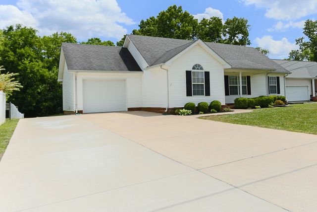 4216 Birch Dr, Murfreesboro, TN 37129