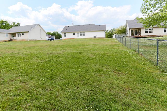 4216 Birch Dr, Murfreesboro, TN 37129