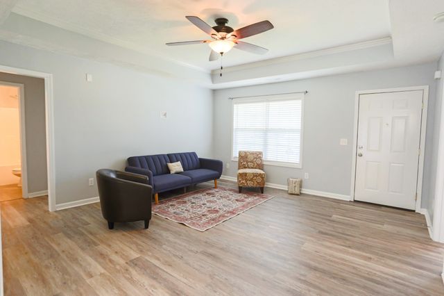 4216 Birch Dr, Murfreesboro, TN 37129