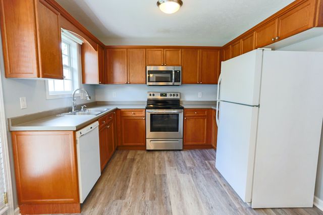 4216 Birch Dr, Murfreesboro, TN 37129