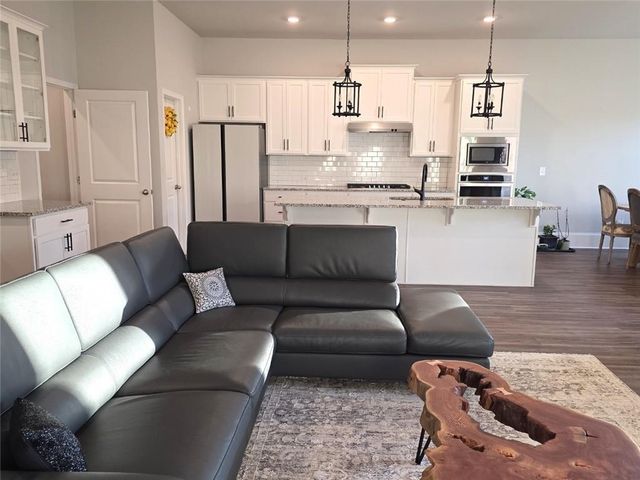 1930 Grand Lanier Drive, Buford, GA 30518