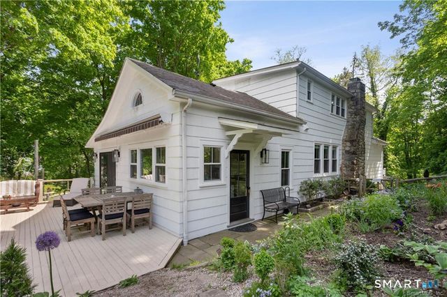 49 Newtown Avenue, Norwalk, CT 06851