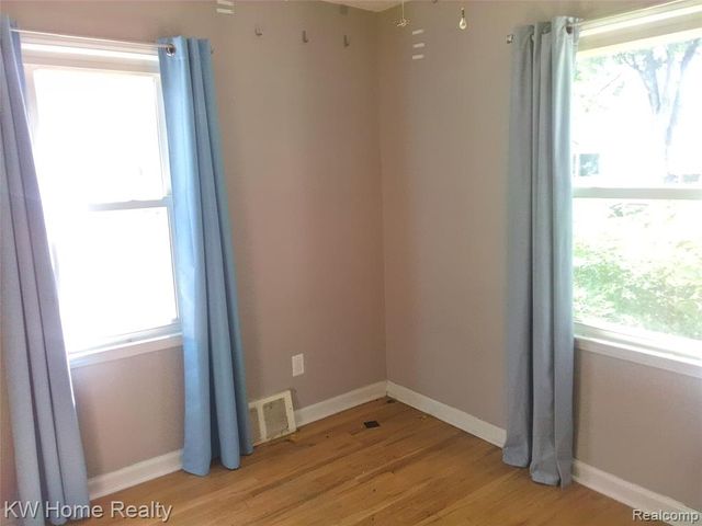 4048 Buckingham Avenue, Berkley, MI 48072