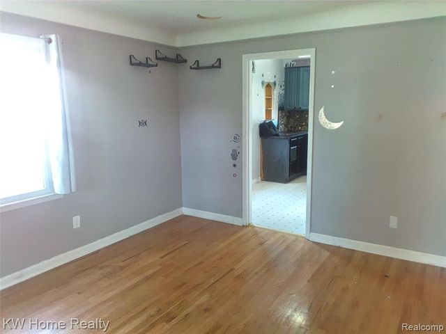 4048 Buckingham Avenue, Berkley, MI 48072