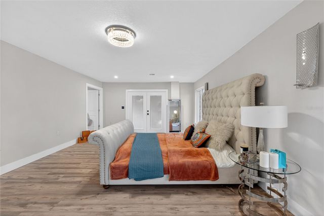 305 SWEETWATER CLUB CIRCLE, Longwood, FL 32779