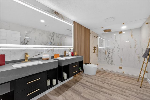 305 SWEETWATER CLUB CIRCLE, Longwood, FL 32779