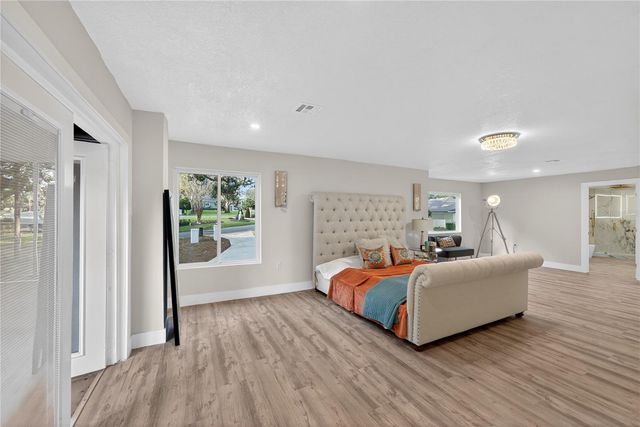 305 SWEETWATER CLUB CIRCLE, Longwood, FL 32779