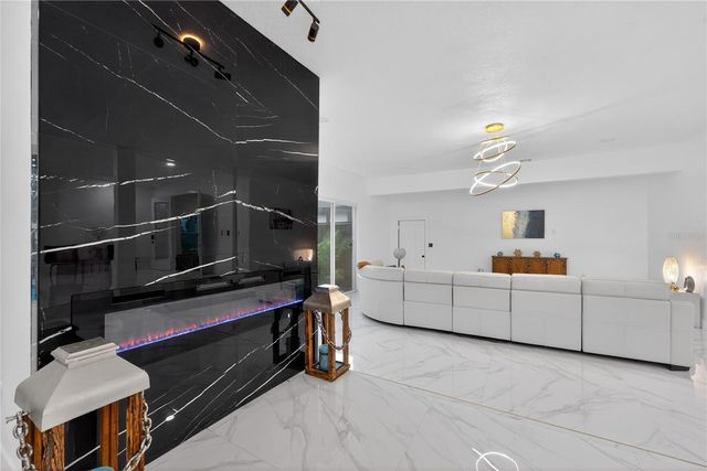 305 SWEETWATER CLUB CIRCLE, Longwood, FL 32779