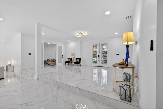 305 SWEETWATER CLUB CIRCLE, Longwood, FL 32779
