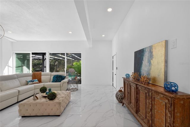 305 SWEETWATER CLUB CIRCLE, Longwood, FL 32779